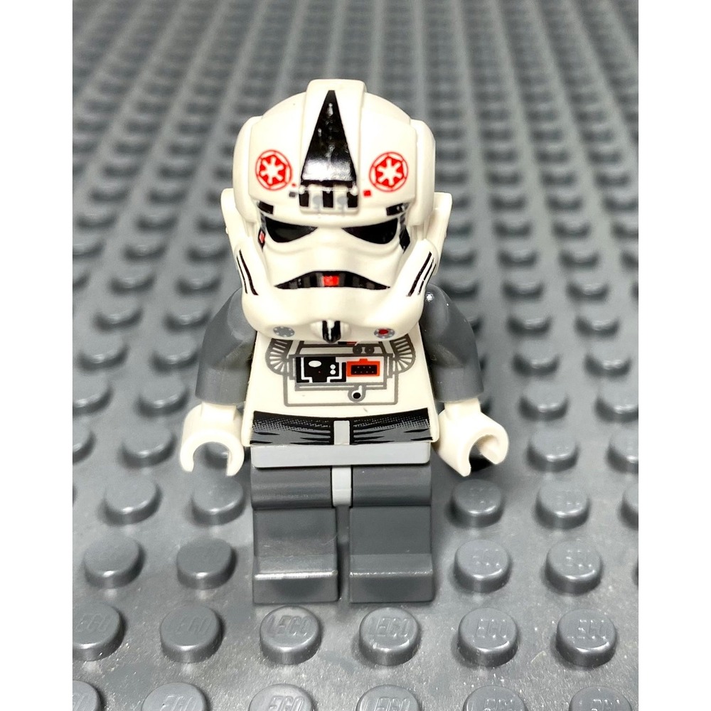 Lego Star Wars Minifigure AT-AT Driver Red Imperial Logo Helmet, Stormtrooper